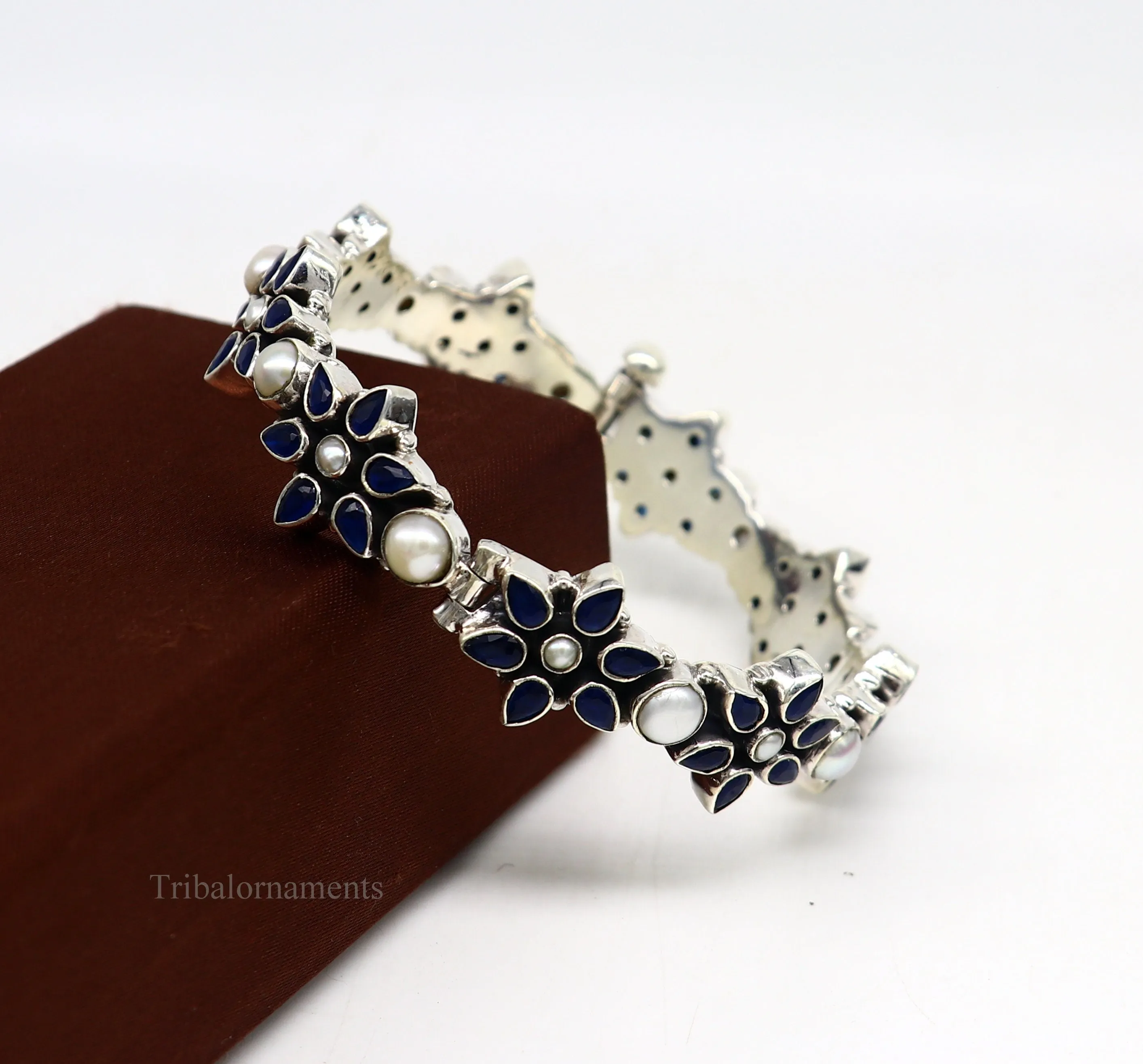 925 sterling silver customized design wedding anniversary gifting cut stone bangle bracelet gorgeous vintage tribal jewelry nba164