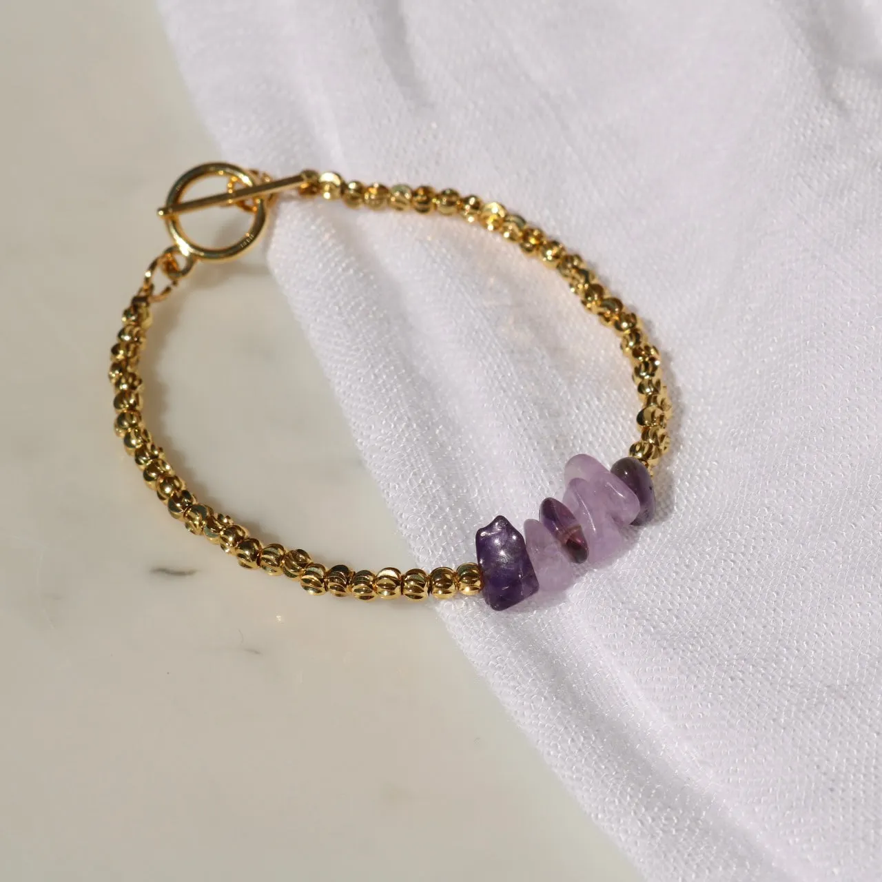 AMETHYST BEADED BRACELET IN 18K GOLD