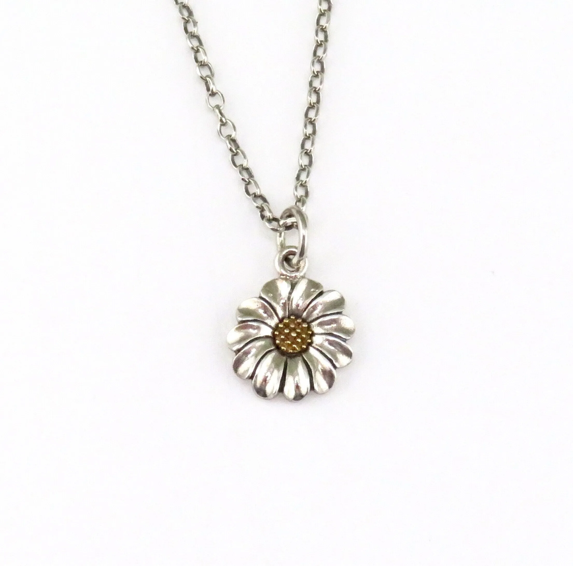 Daisy Necklace - Small