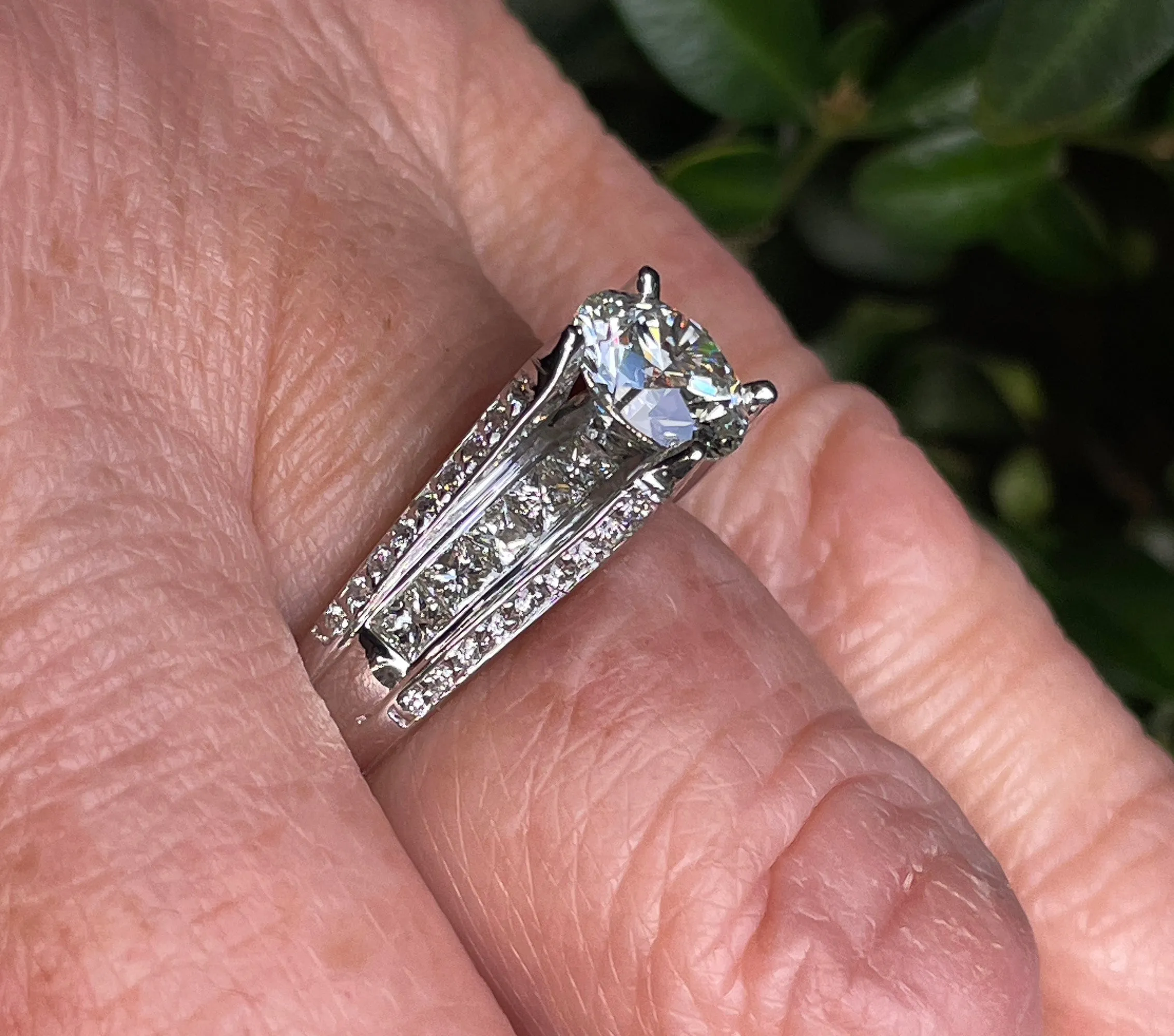 GIA 2.85ct H SI1 Round Cut Diamond Engagement Wedding Platinum Estate Ring