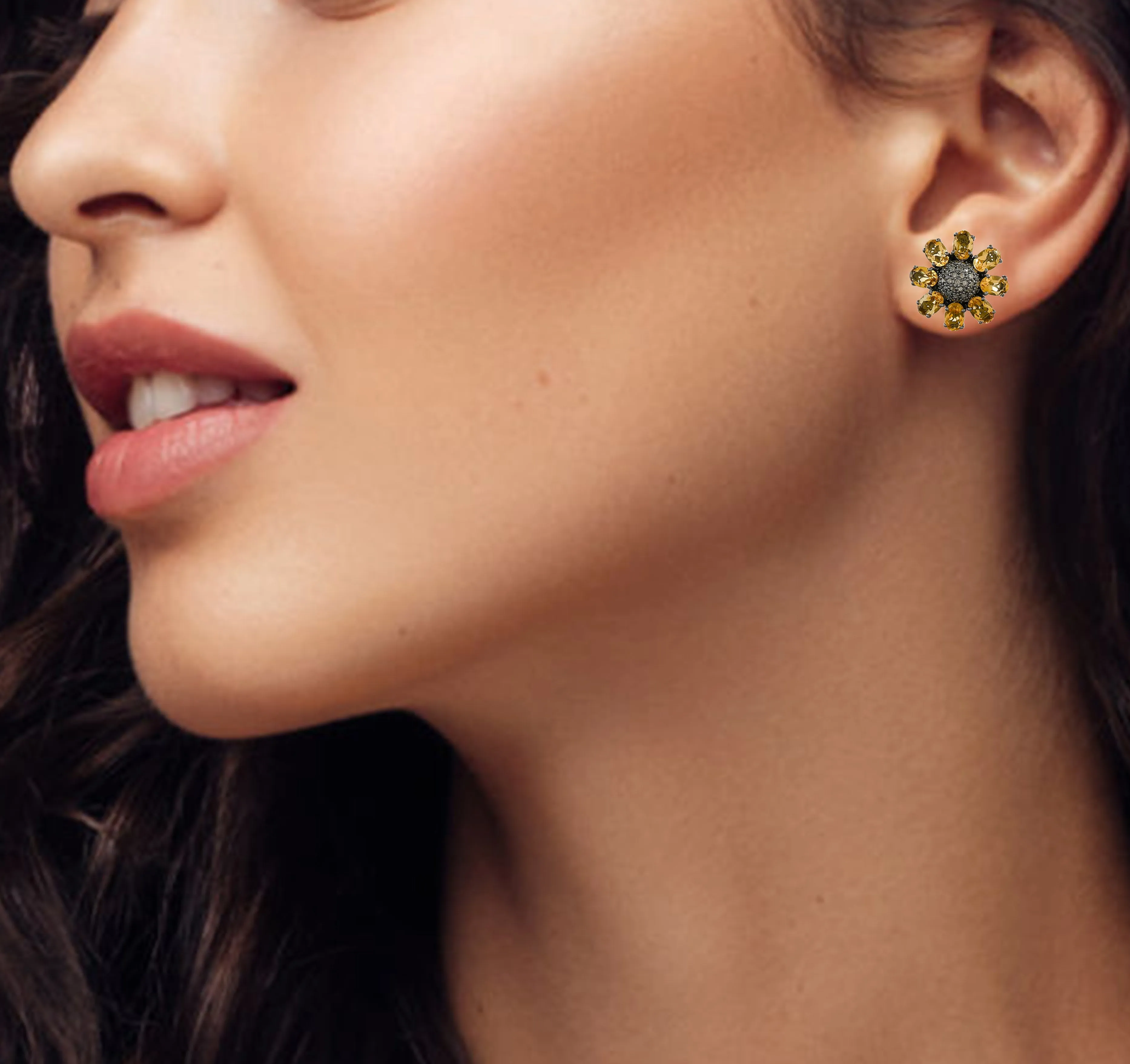 Golden Diamond Flowers Stud Earrings