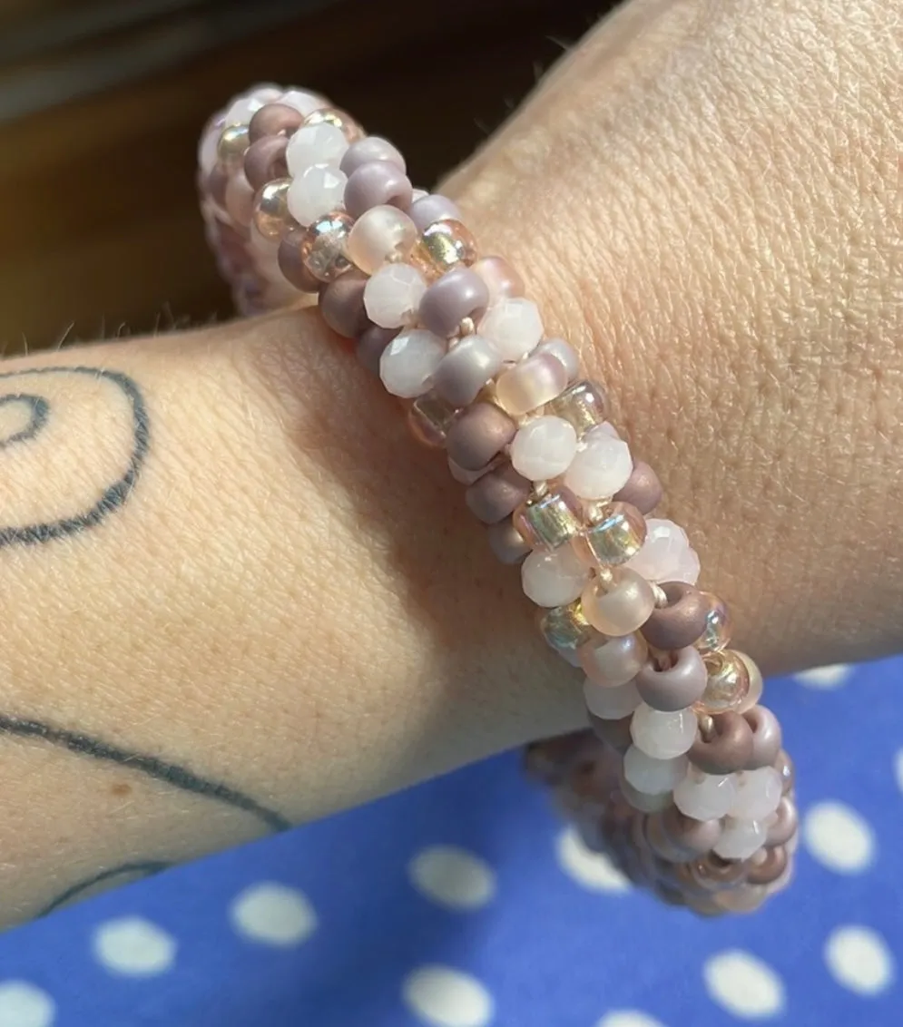 Pink jade bracelet