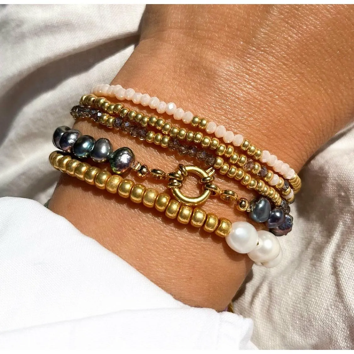 Pop the champagne bracelet