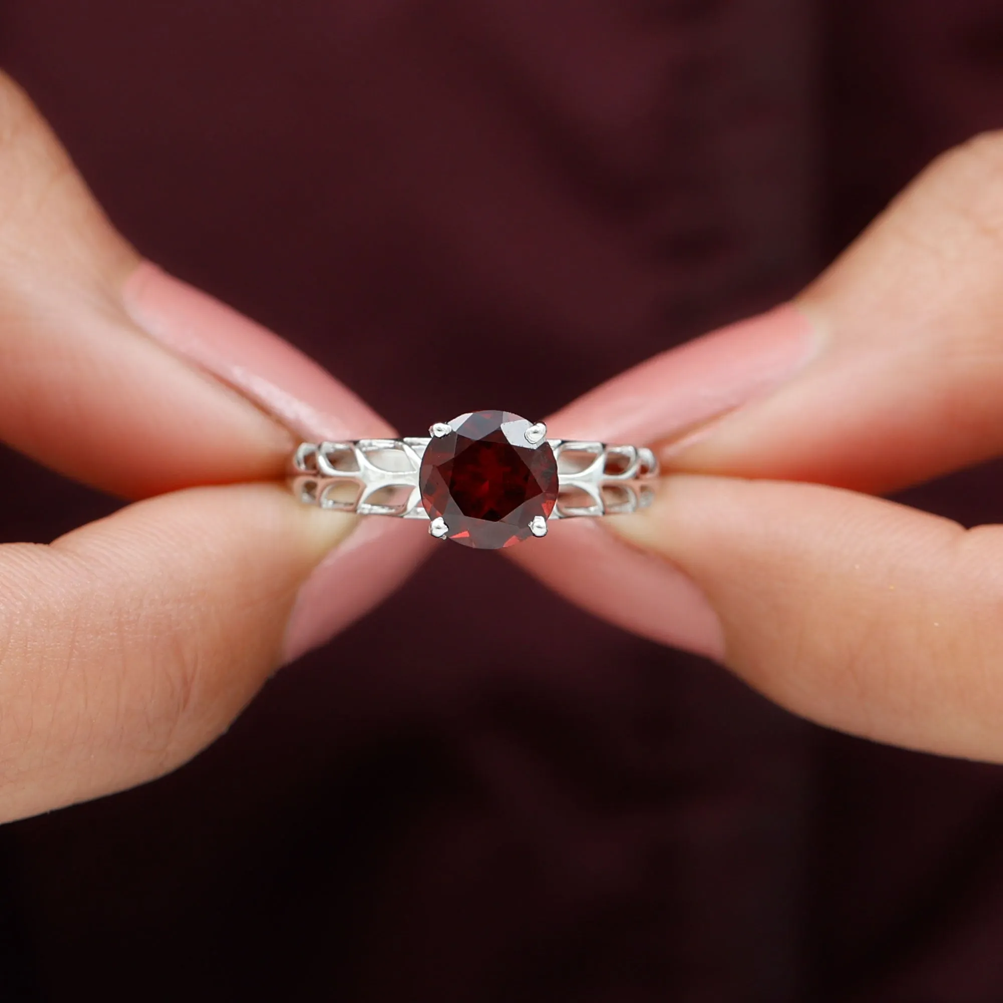 Round Shape Garnet Solitaire and Filigree Ring