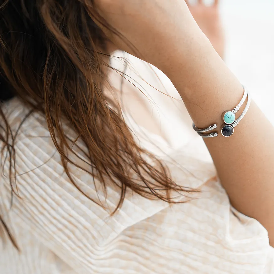 Turquoise Stone Solasta Cuff (Faux)